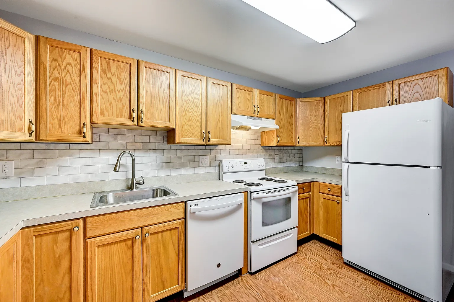 Kings View Apartments – photo 4