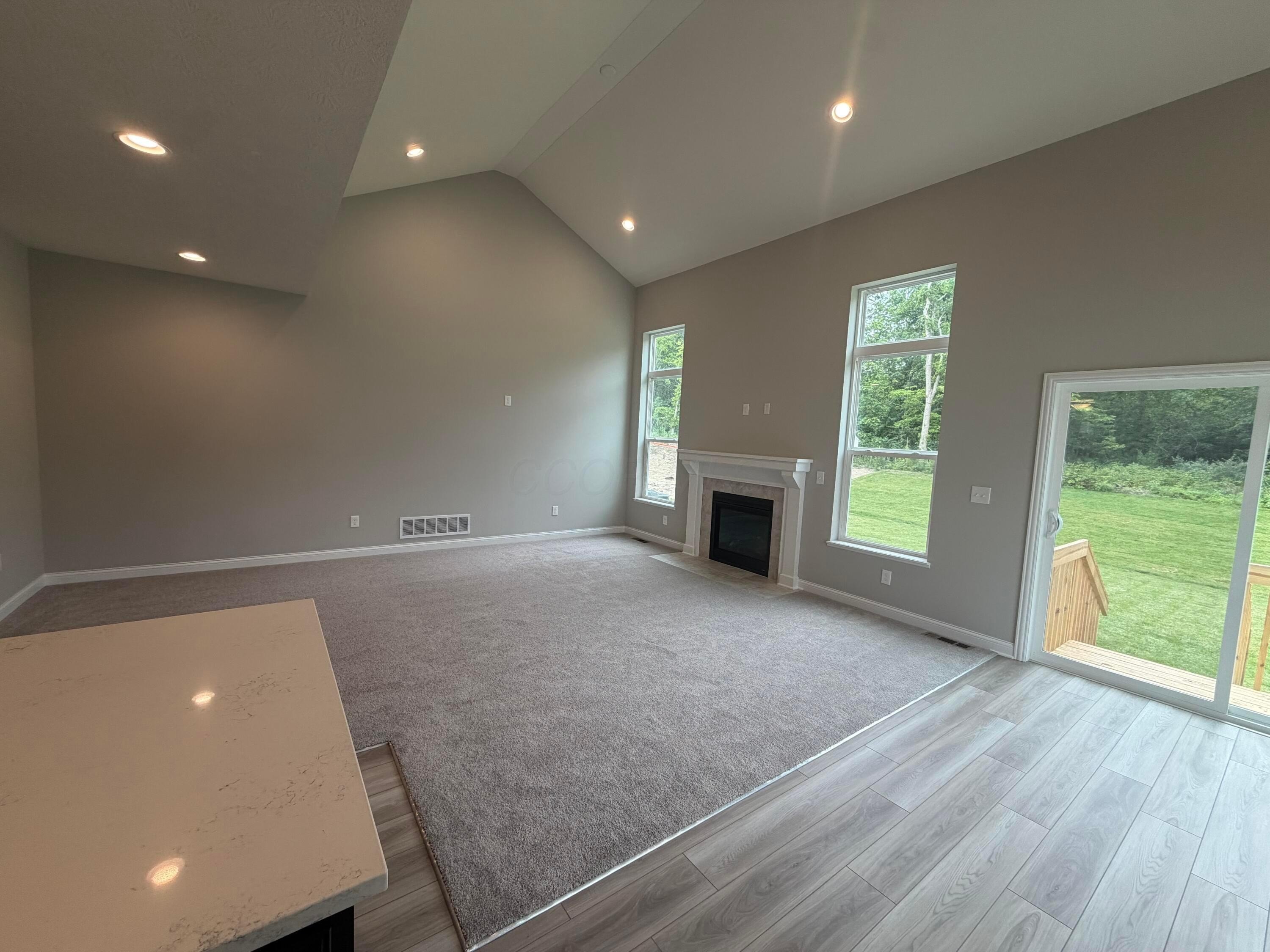 9630 Lennon Ln – photo 5