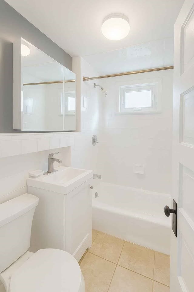 87 Undine Ave unit 1 – photo 4