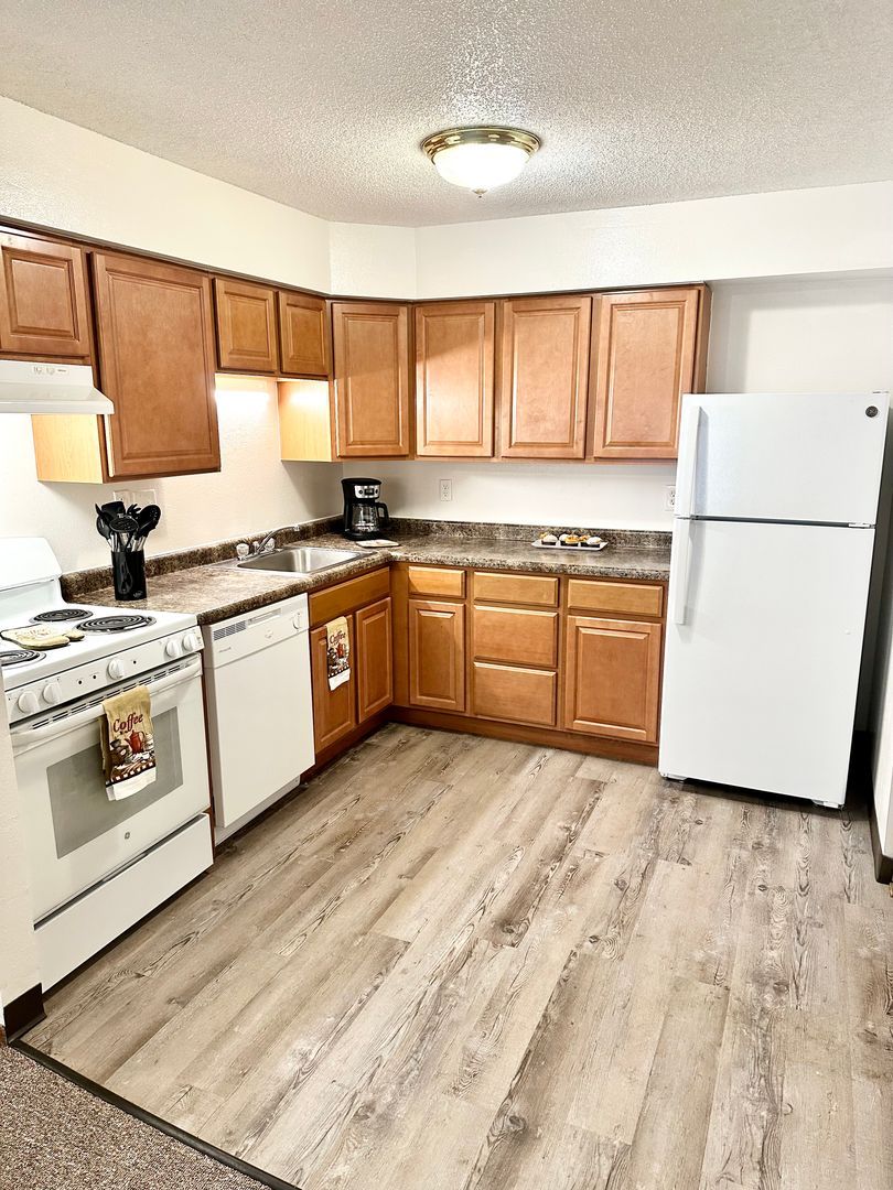 905 N 15th St unit 02 – photo 3