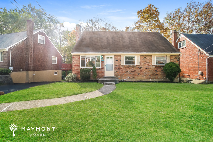 1395 Tallberry Dr – photo 1