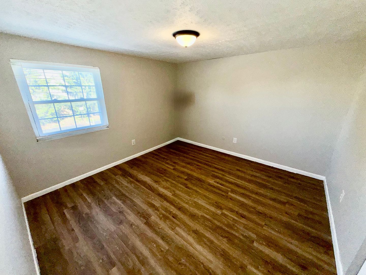 815 Clareridge Ln – photo 3