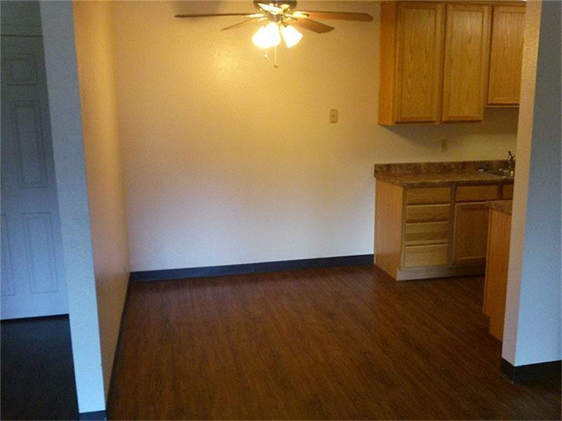 115 S 10th St unit 102 – photo 5
