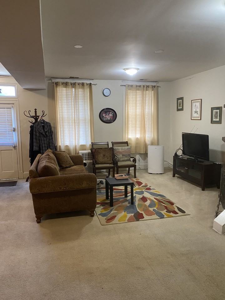743 Park Rd NW unit 1 – photo 1
