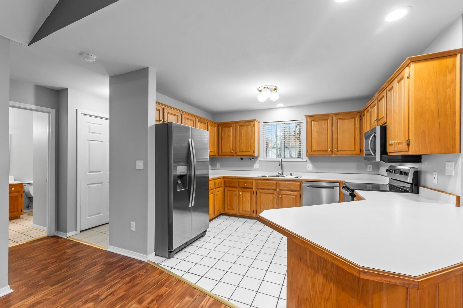 911 Stonebridge Dr unit 911 – photo 5
