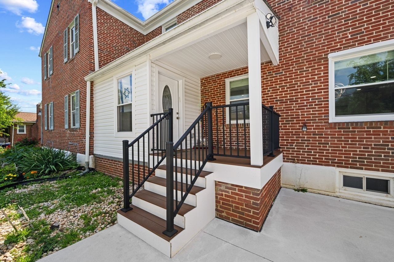 3717 Seven Mile Ln – photo 4