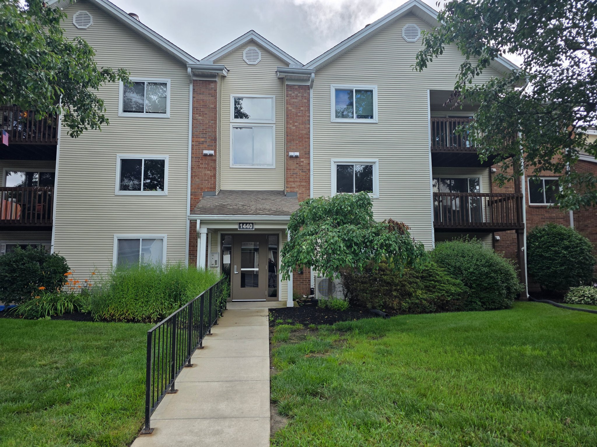 1440 Hollow Run unit 7 – photo 2