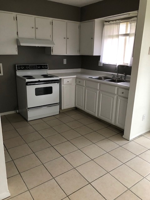 4546 Bufort Blvd – photo 3