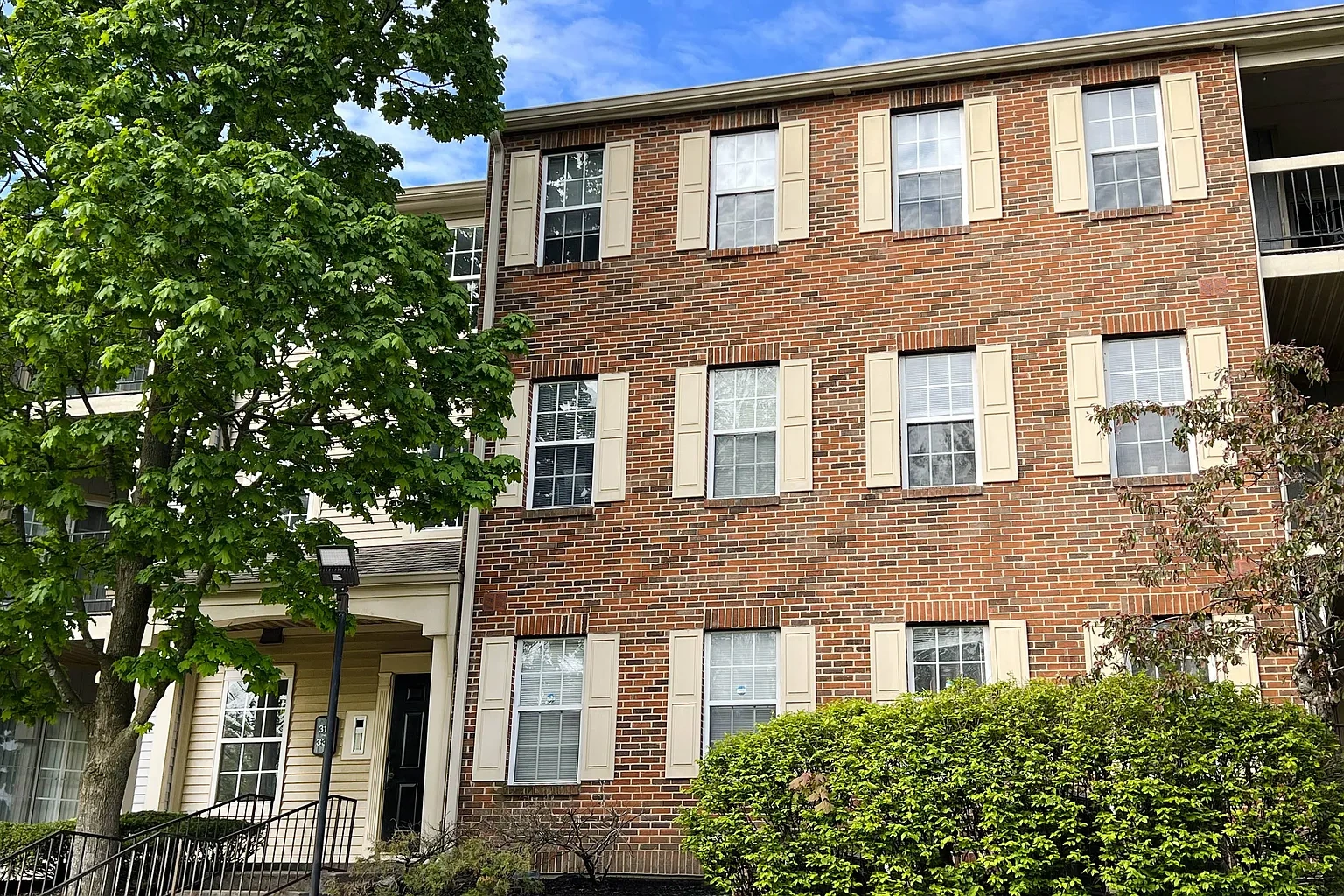 Woodhills Apartments – photo 4