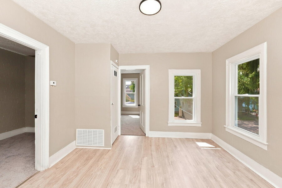 4212 Apple Ave – photo 2