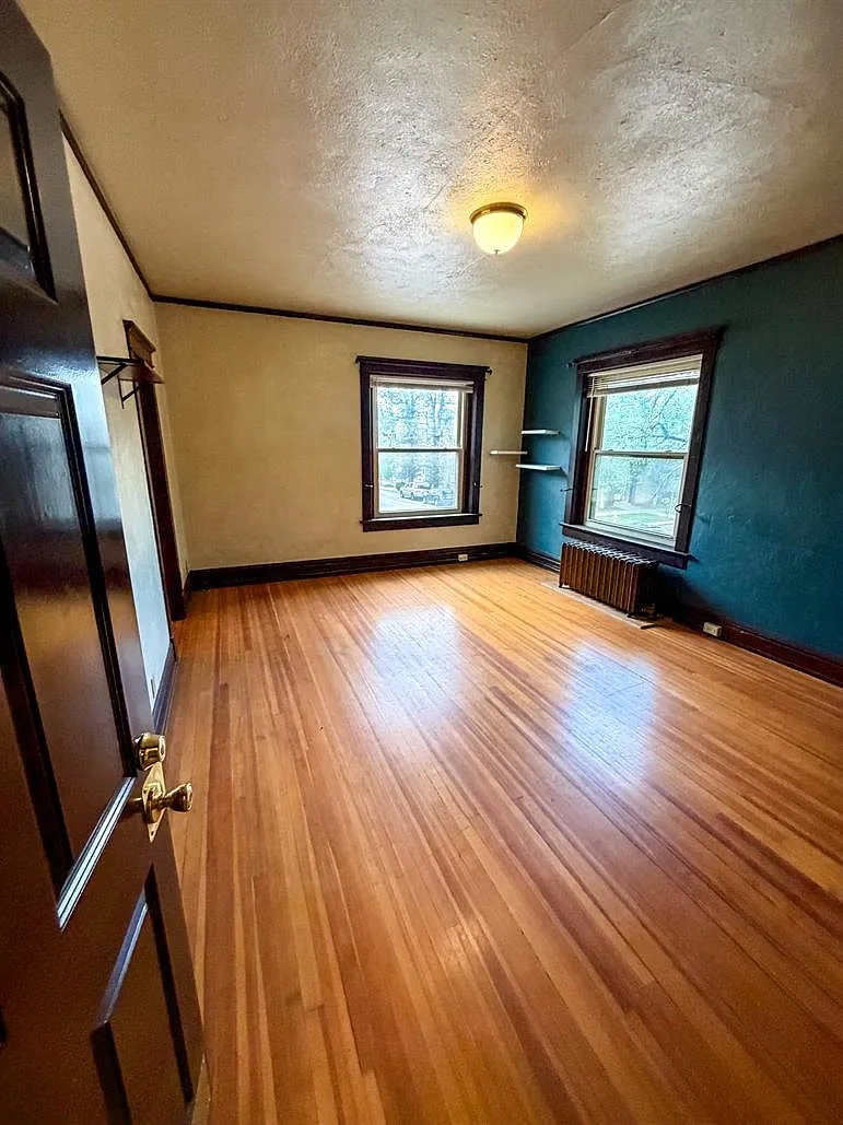 736 E 18th Avenue – photo 5
