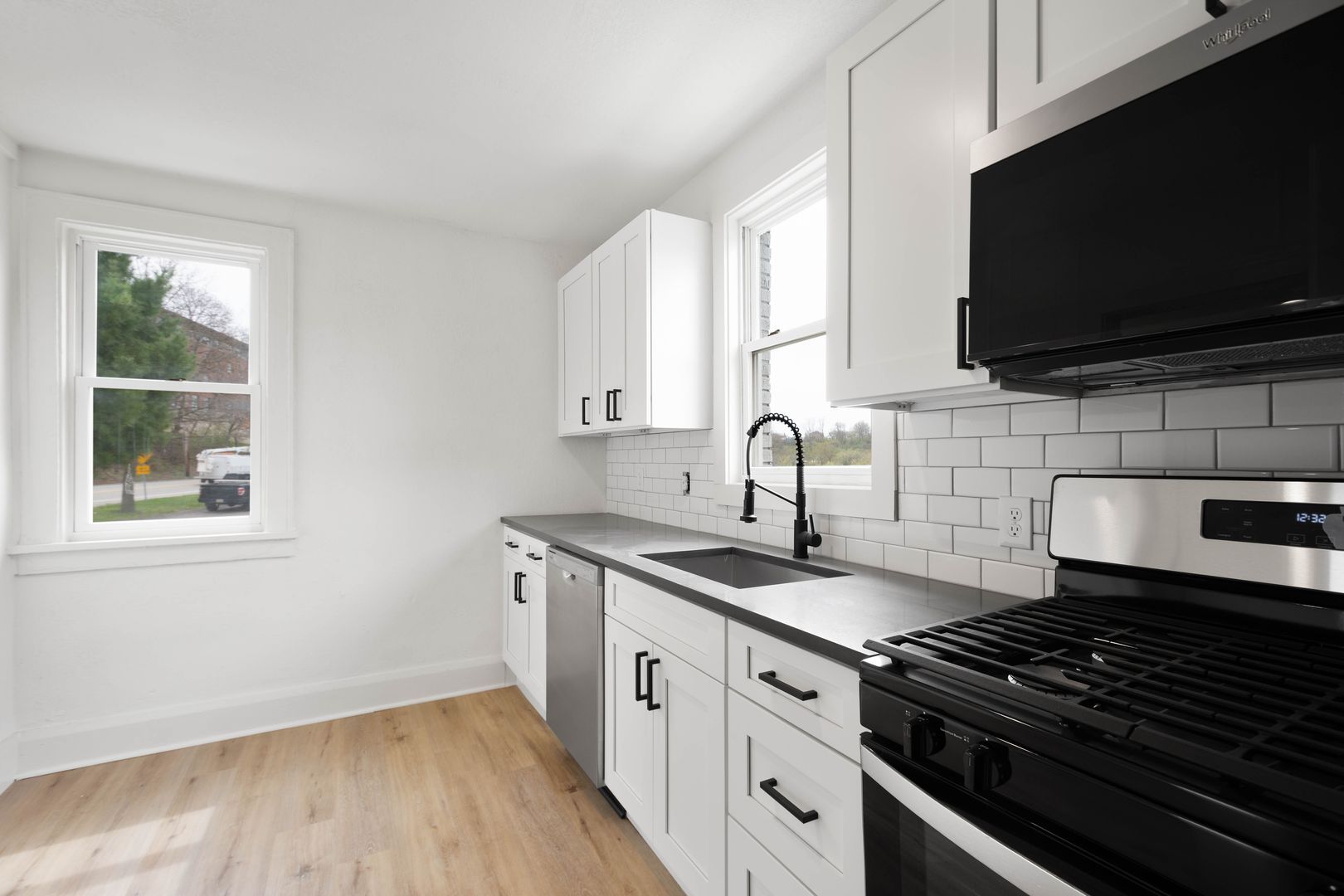 1111 McNeilly Ave unit 1111 McNeilly Avenue – photo 3