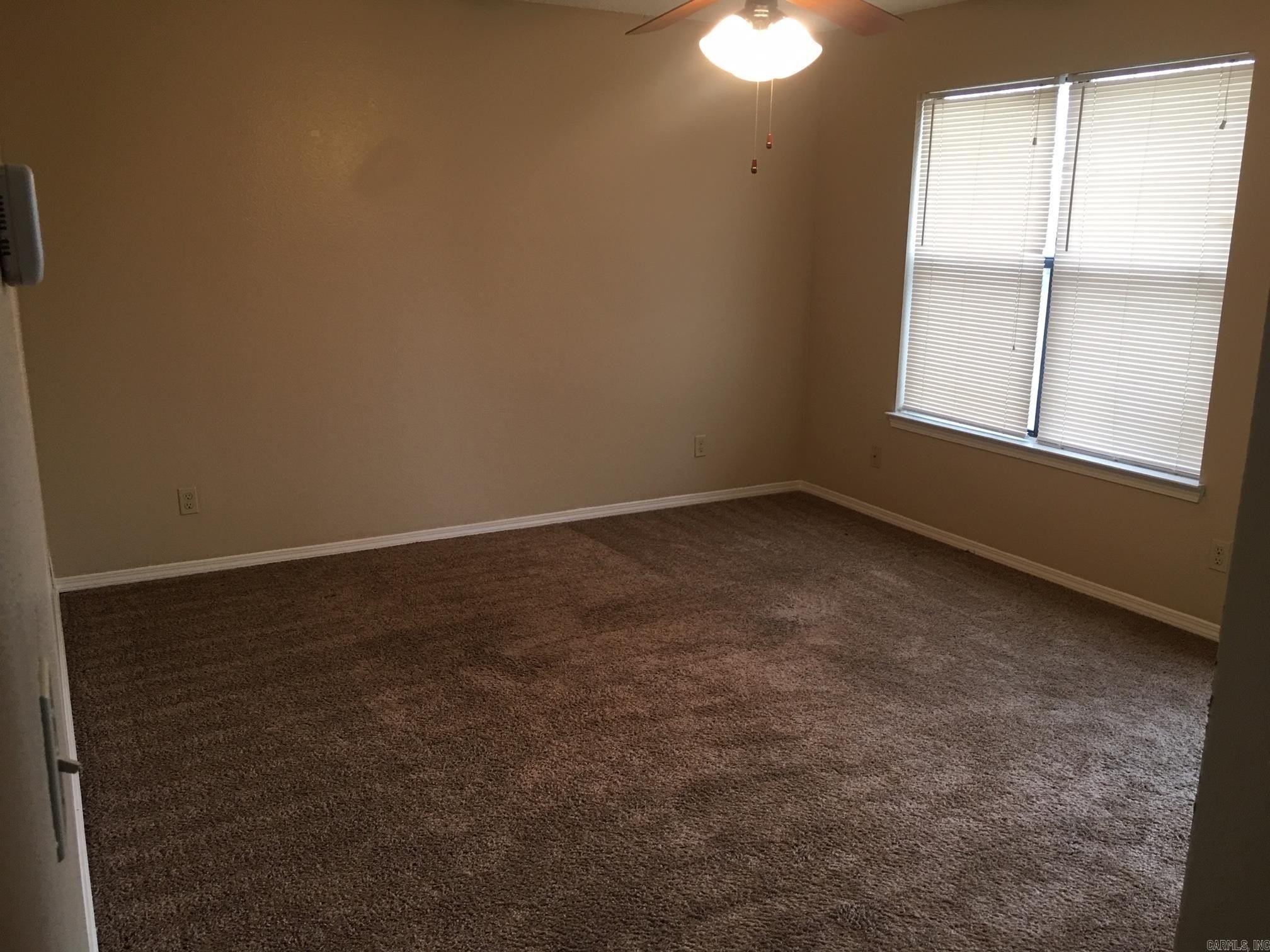 820 Columbia Ave – photo 3