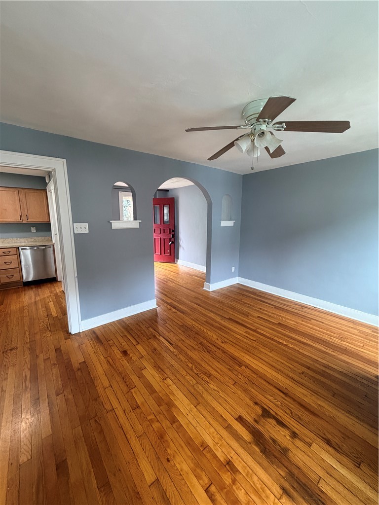 209 Clay St – photo 4