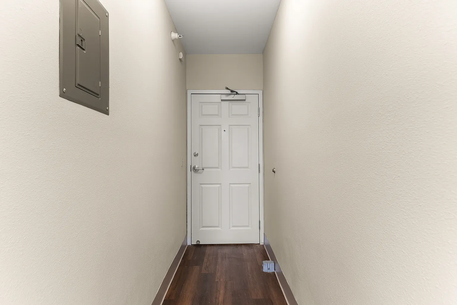 206 Flats – photo 5