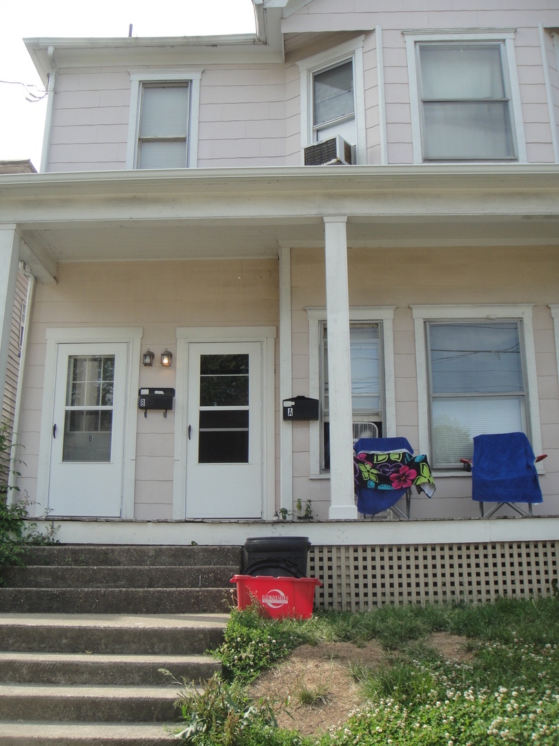 205 1/2 E Montgomery St unit C – photo 2