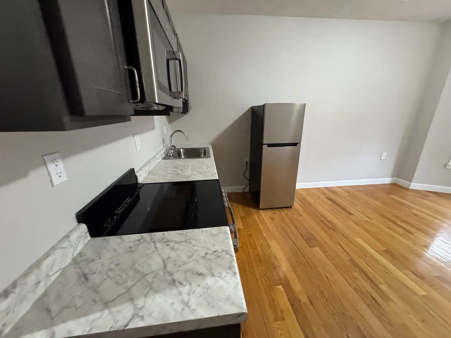 1124 Commonwealth Ave – photo 3