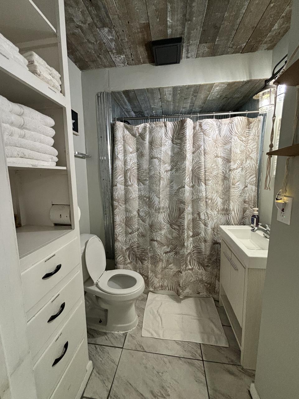 727 Madison St – photo 4