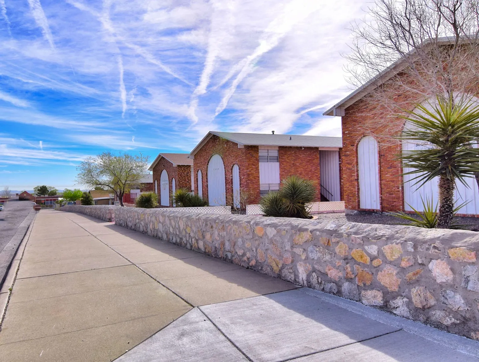 The Arches Apartments – photo 3