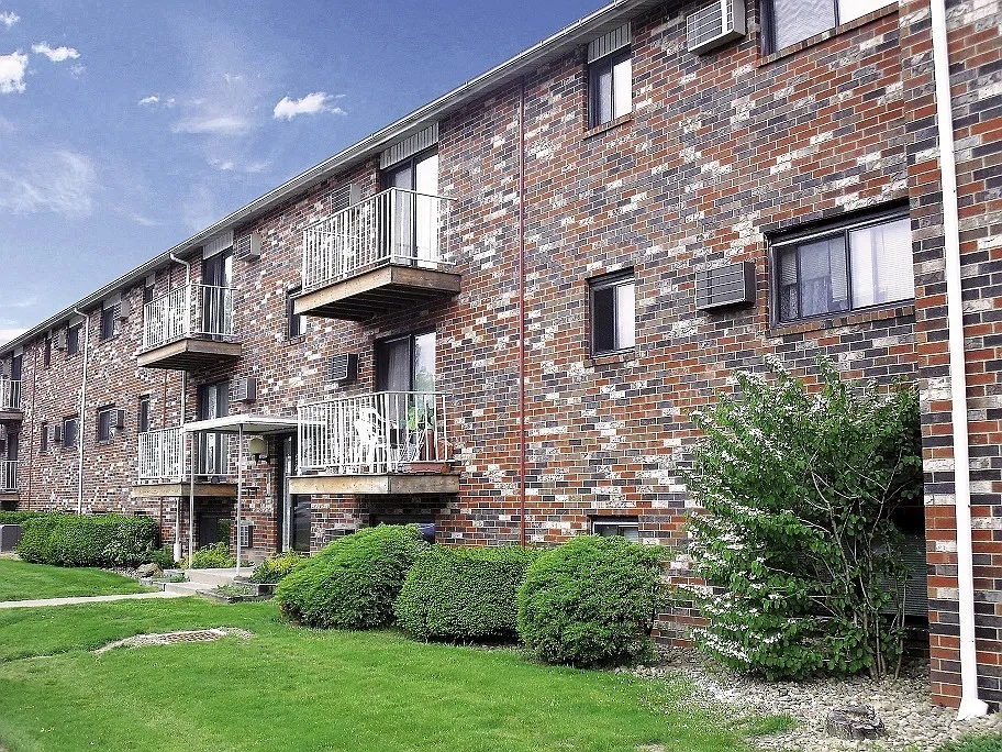 Gypsy Lane Manor Apartments – photo 1