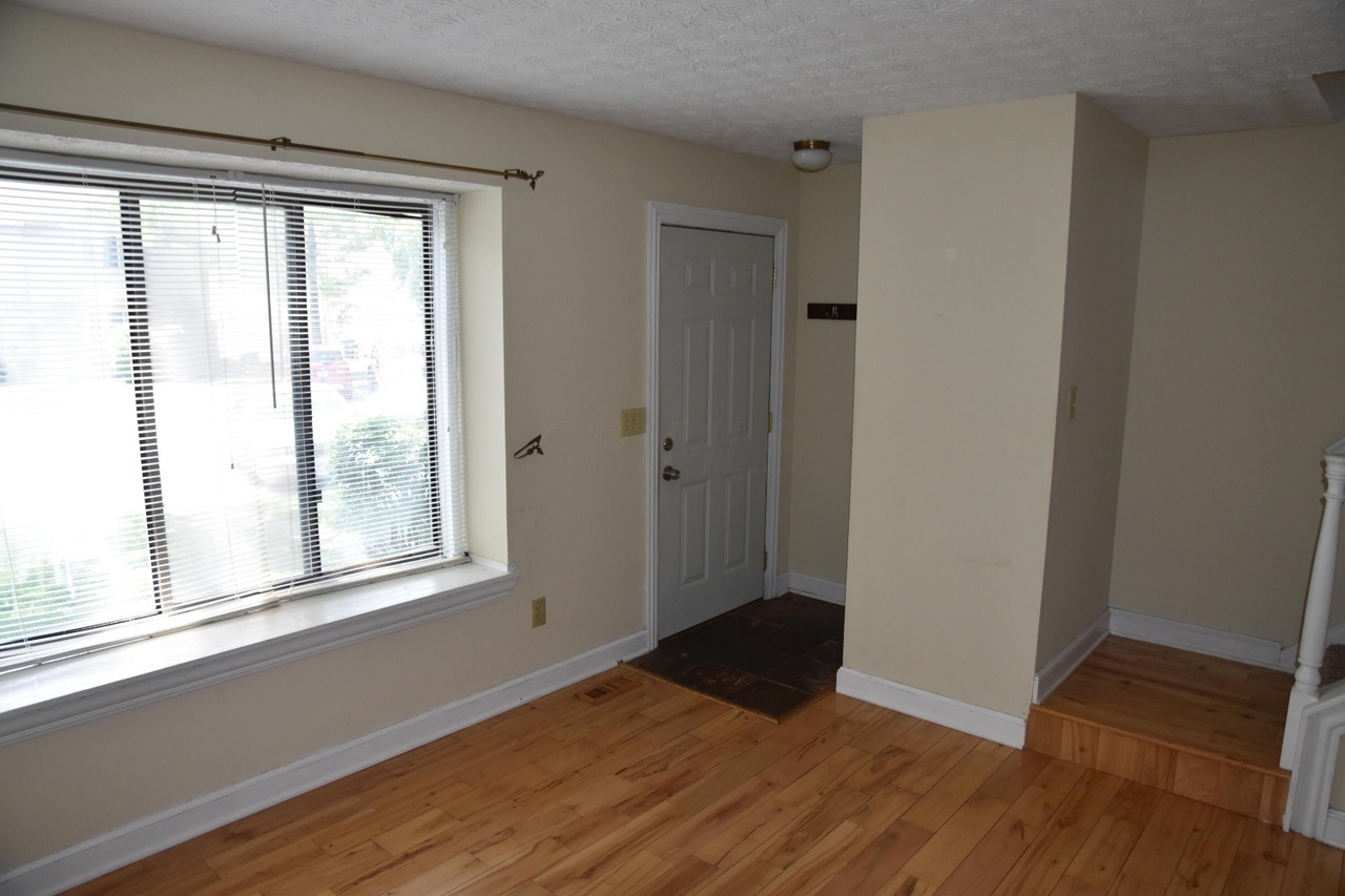 6462 Cranston Way – photo 3