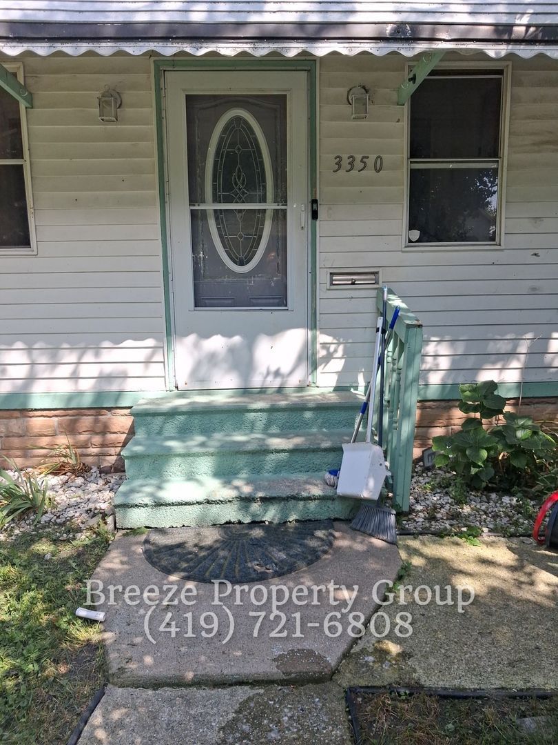 3350 Maple St – photo 1