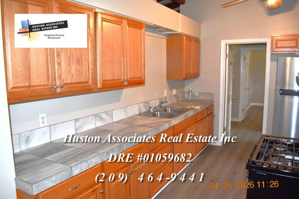 3936 Dennis Ave – photo 5