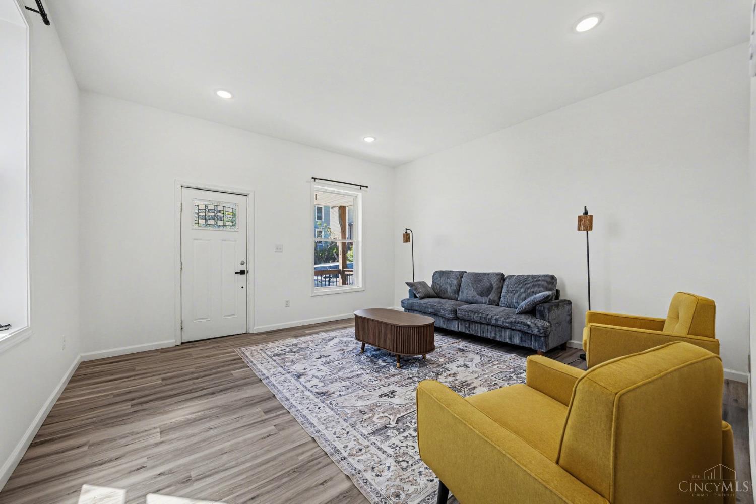 270 Wortman St – photo 2
