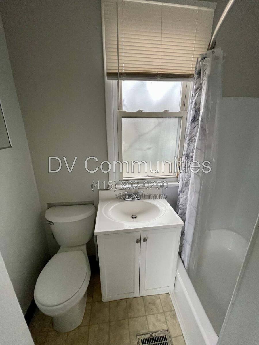 3263 Fulton Rd – photo 3