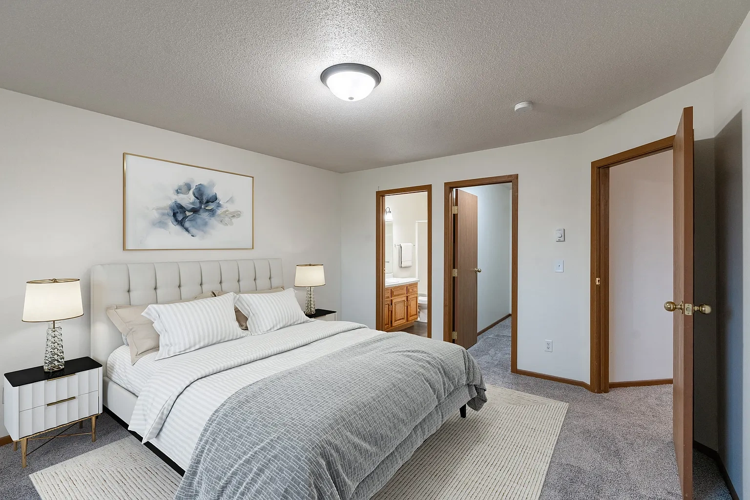 Brownstone – photo 3