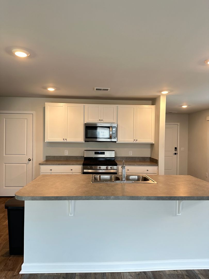 319 Coral Sunset Wy – photo 4