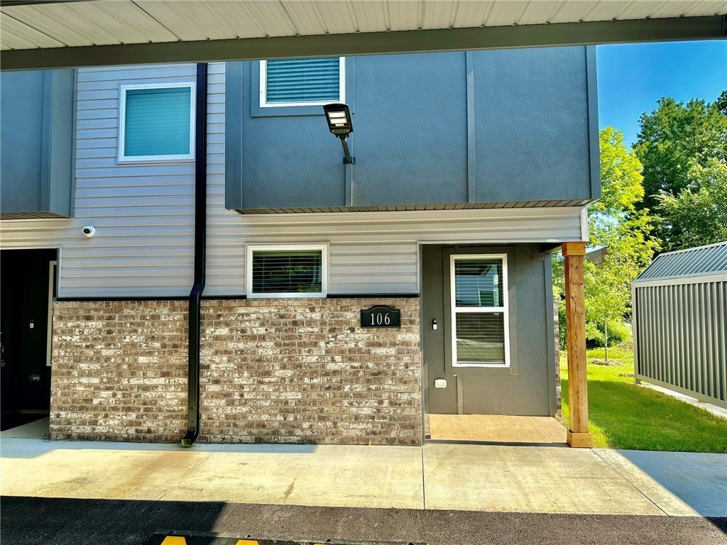 911 N Rupple Rd #106 – photo 1