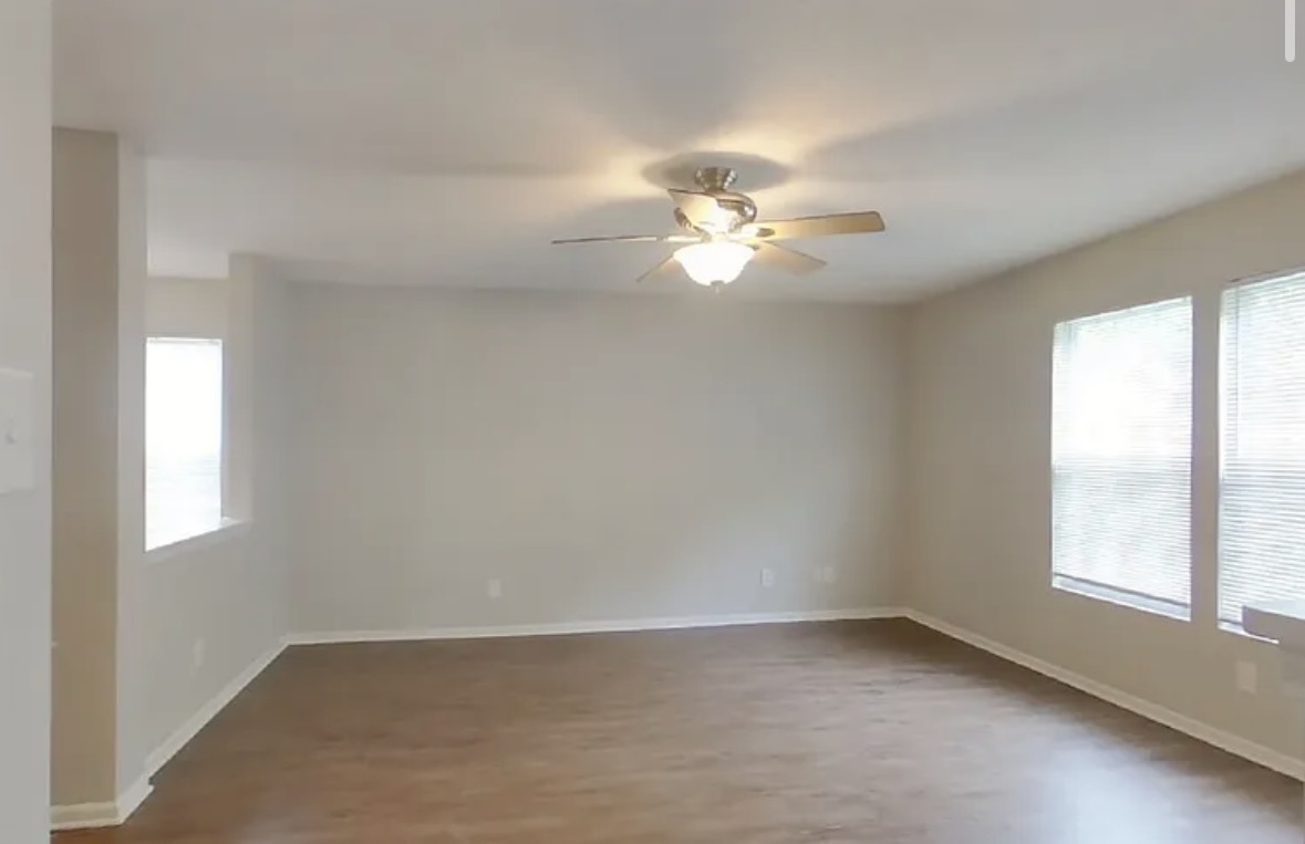 2420 Gideon Dr – photo 2