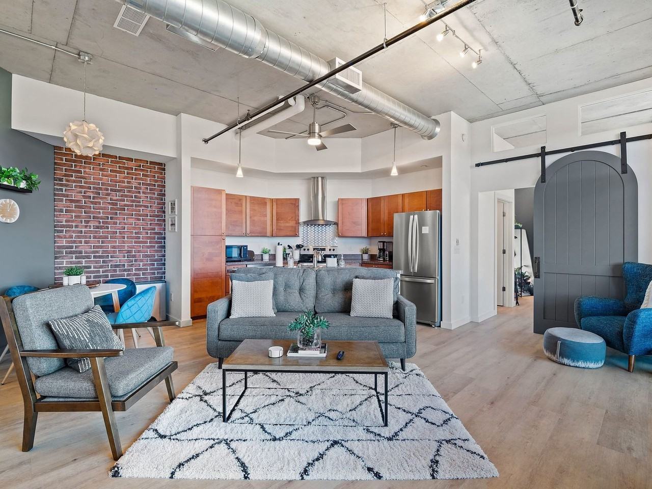 21 Furnace St unit 1593890P – photo 4