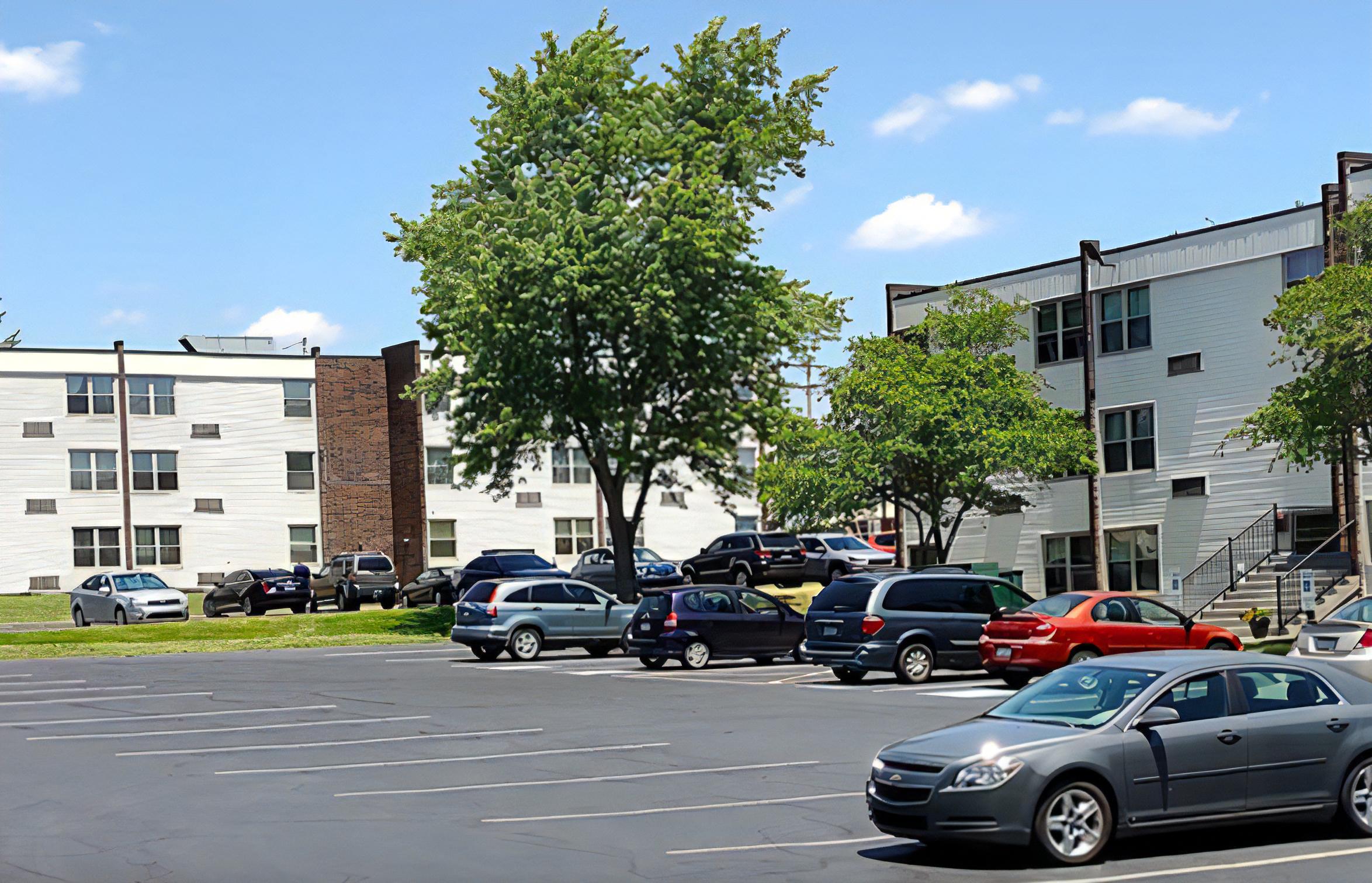 2001 Washington St – photo 2