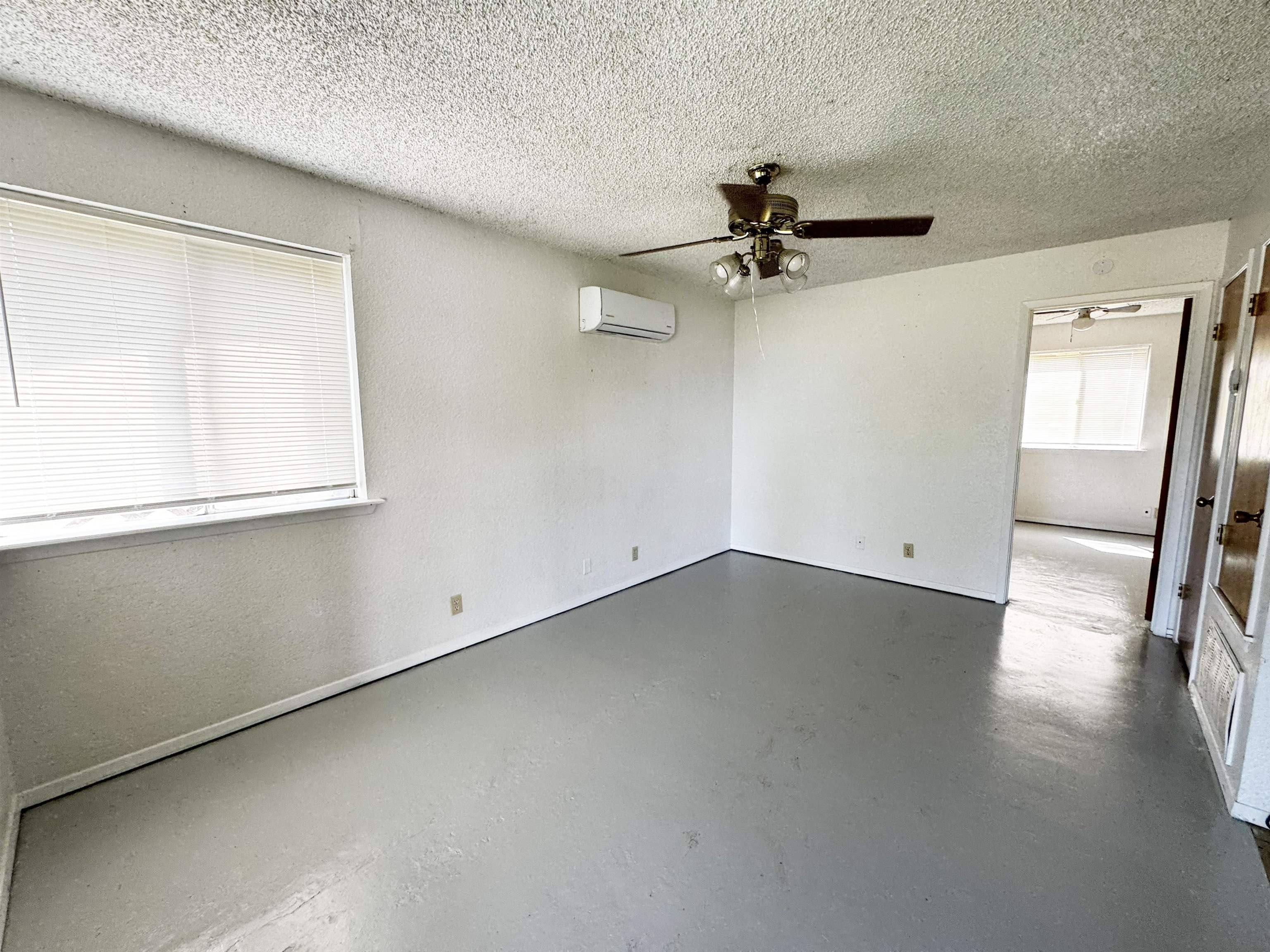 107 Logan Dr – photo 4