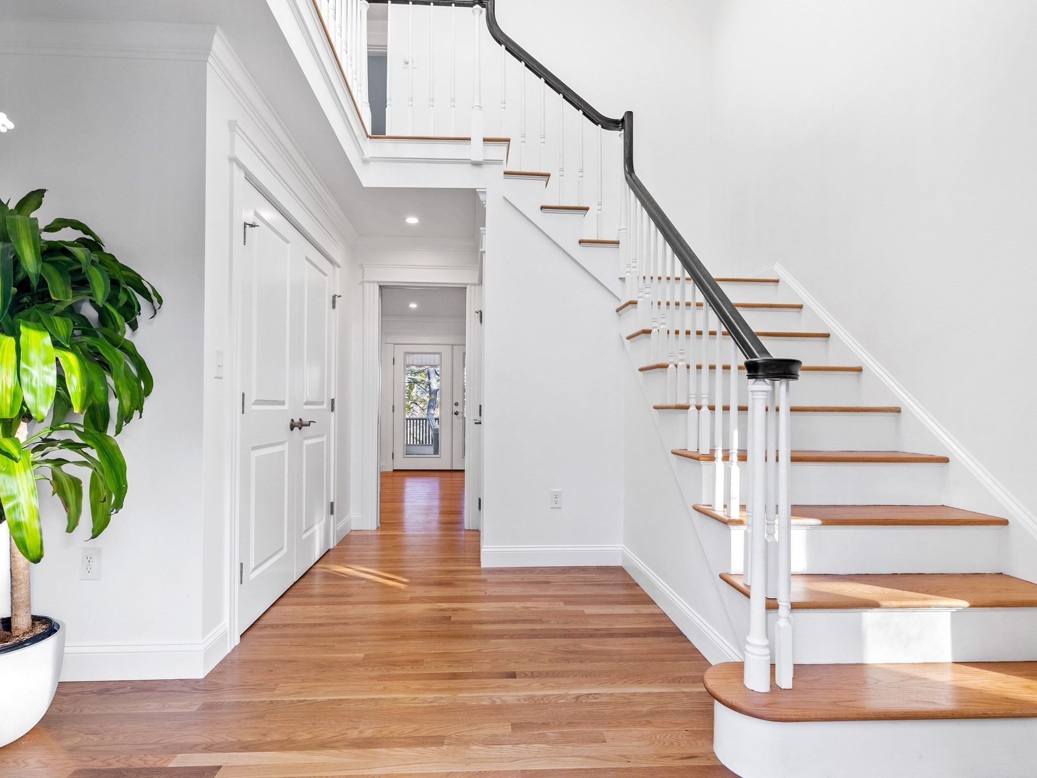 25 Falmouth Rd – photo 2