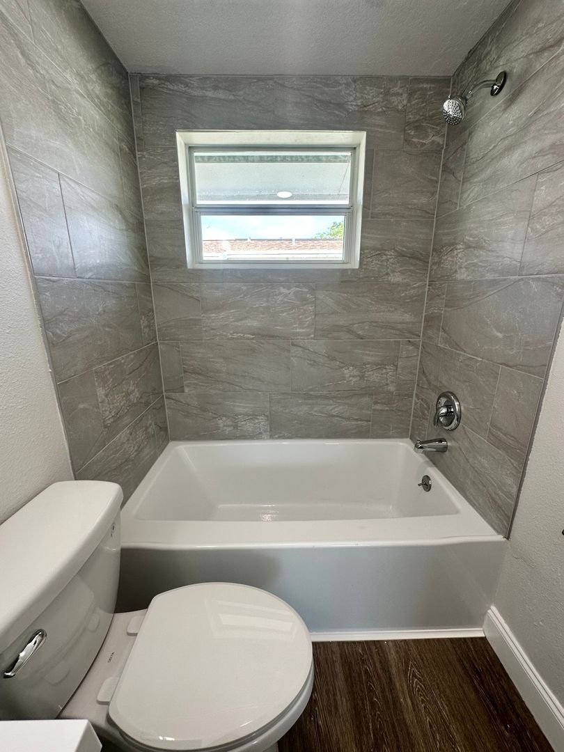 45 W Fray St unit 3 – photo 5