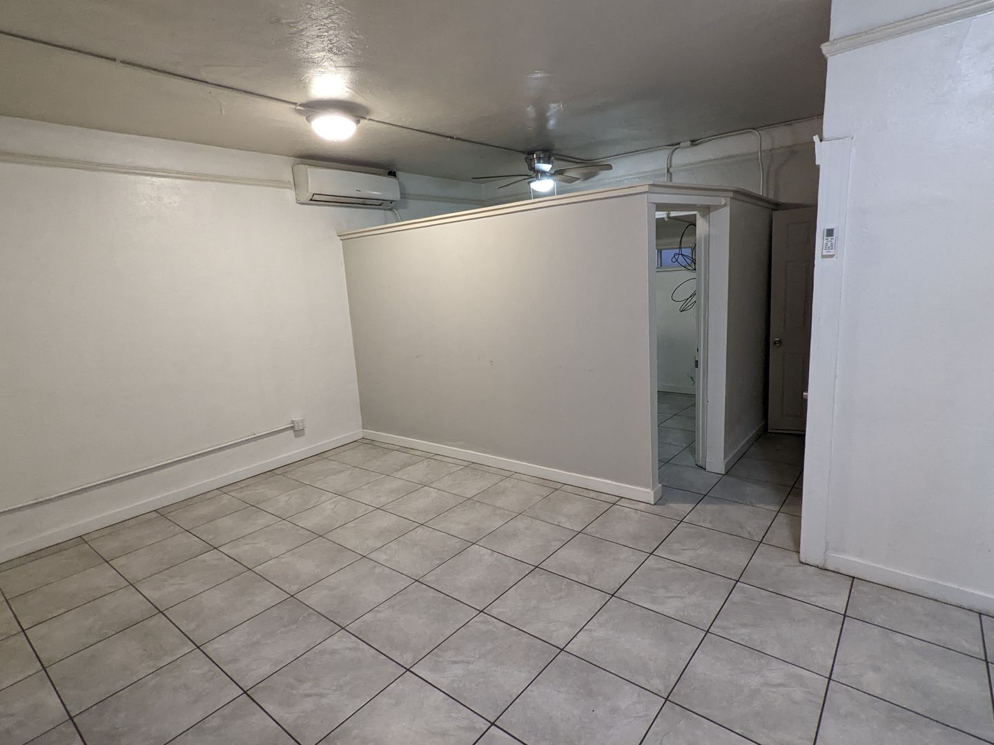 560 S Madison Ave unit 04 – photo 5