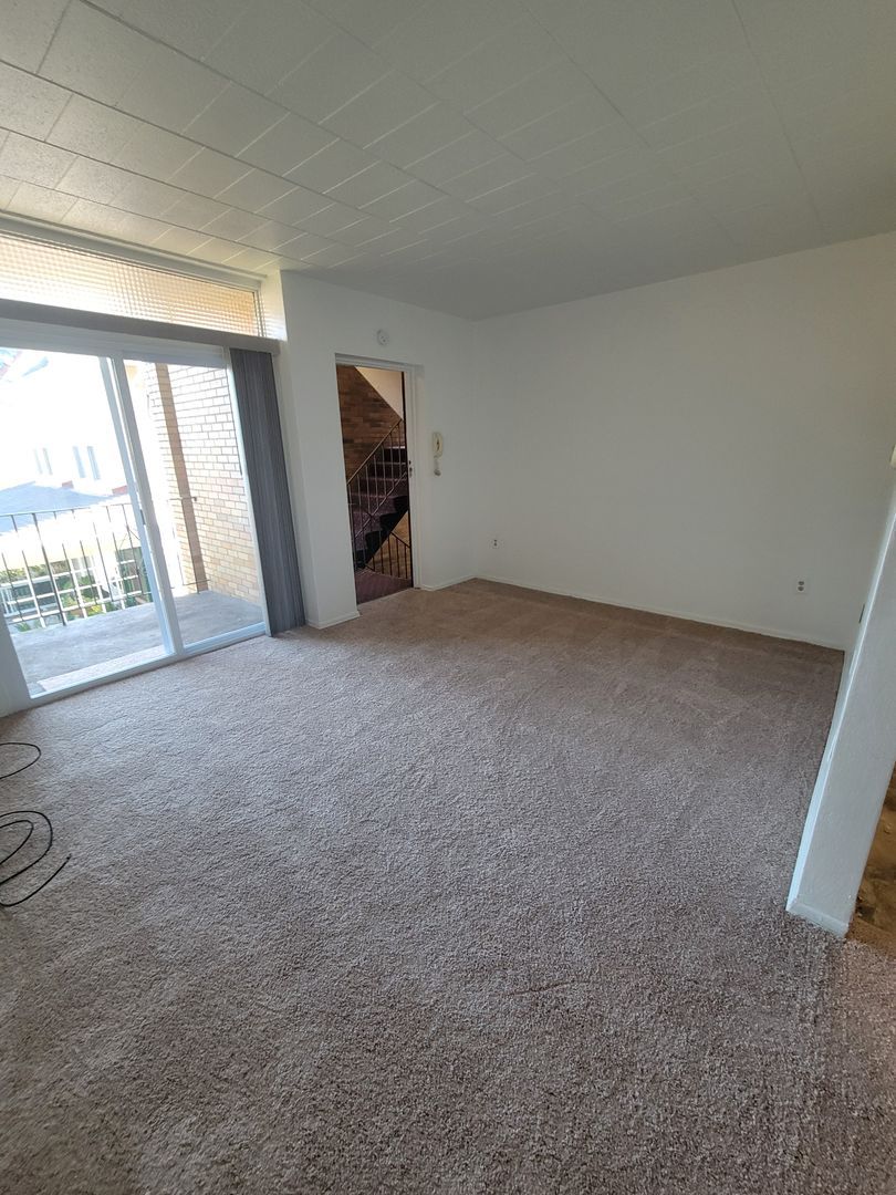 50 N Fremont Ave – photo 4