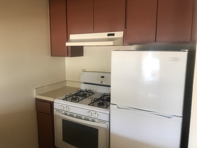 611 N Edison St unit 2 – photo 1