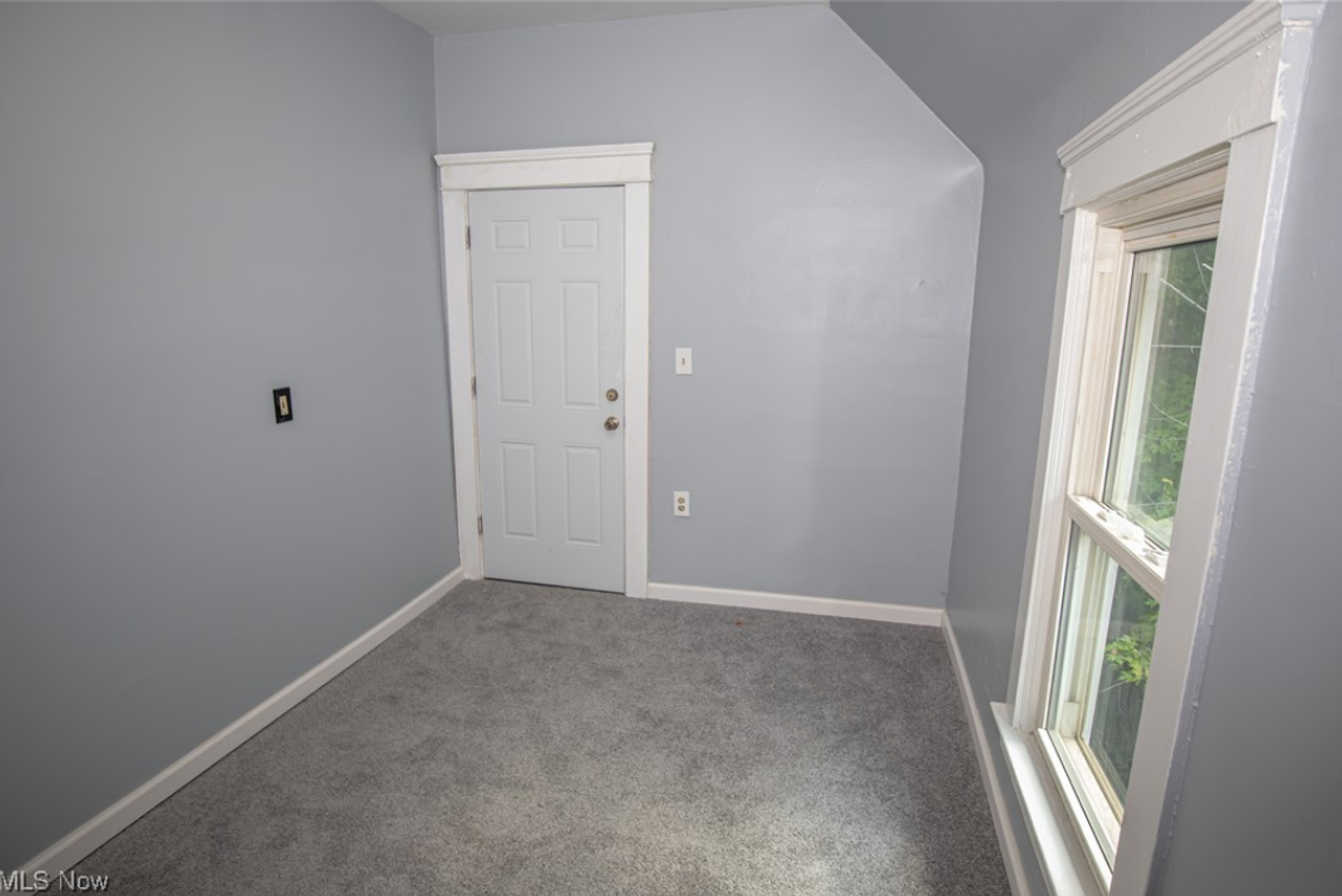 1215 E 113th St – photo 4