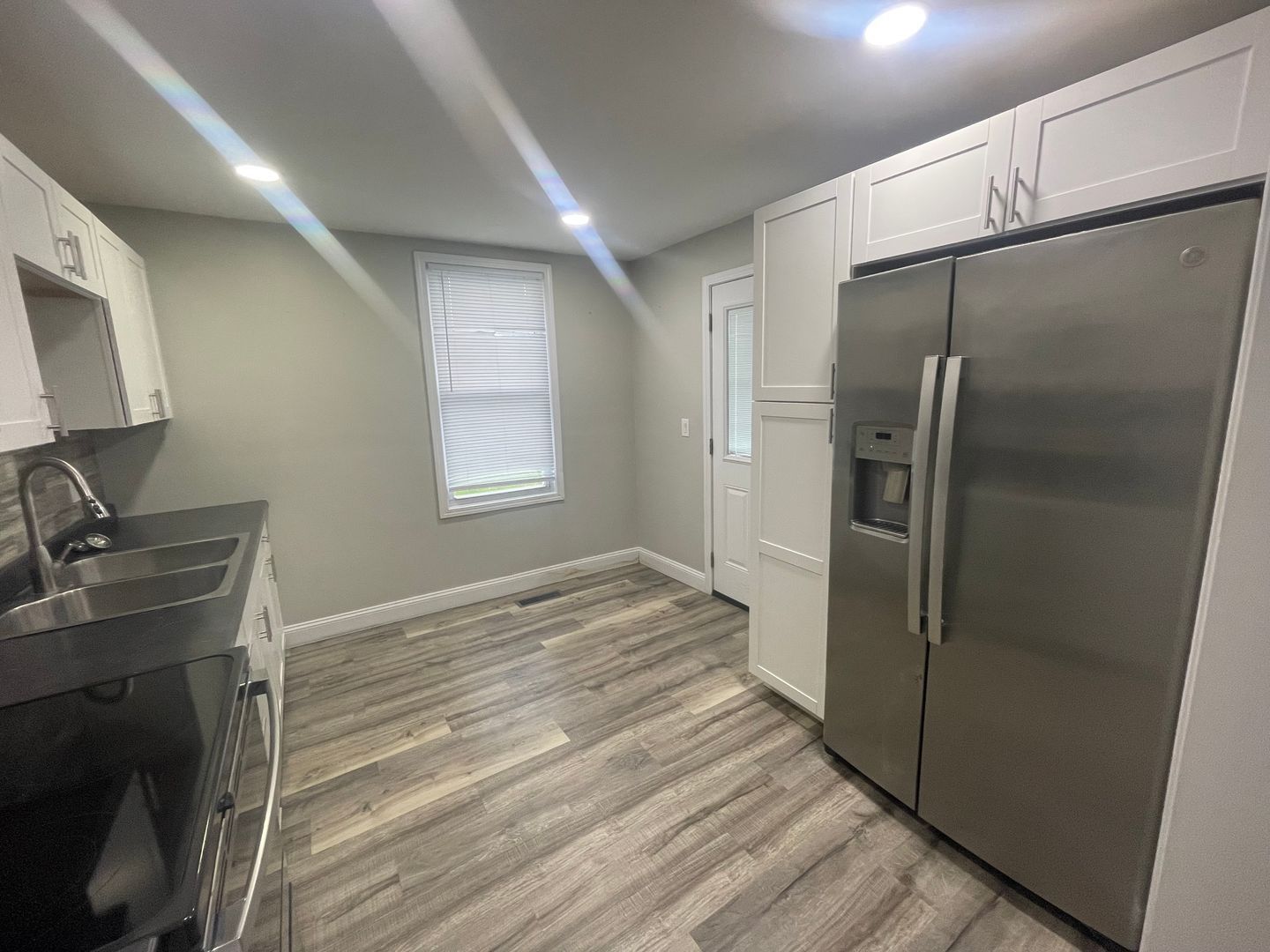 157 E Market St unit Market 161 – photo 4
