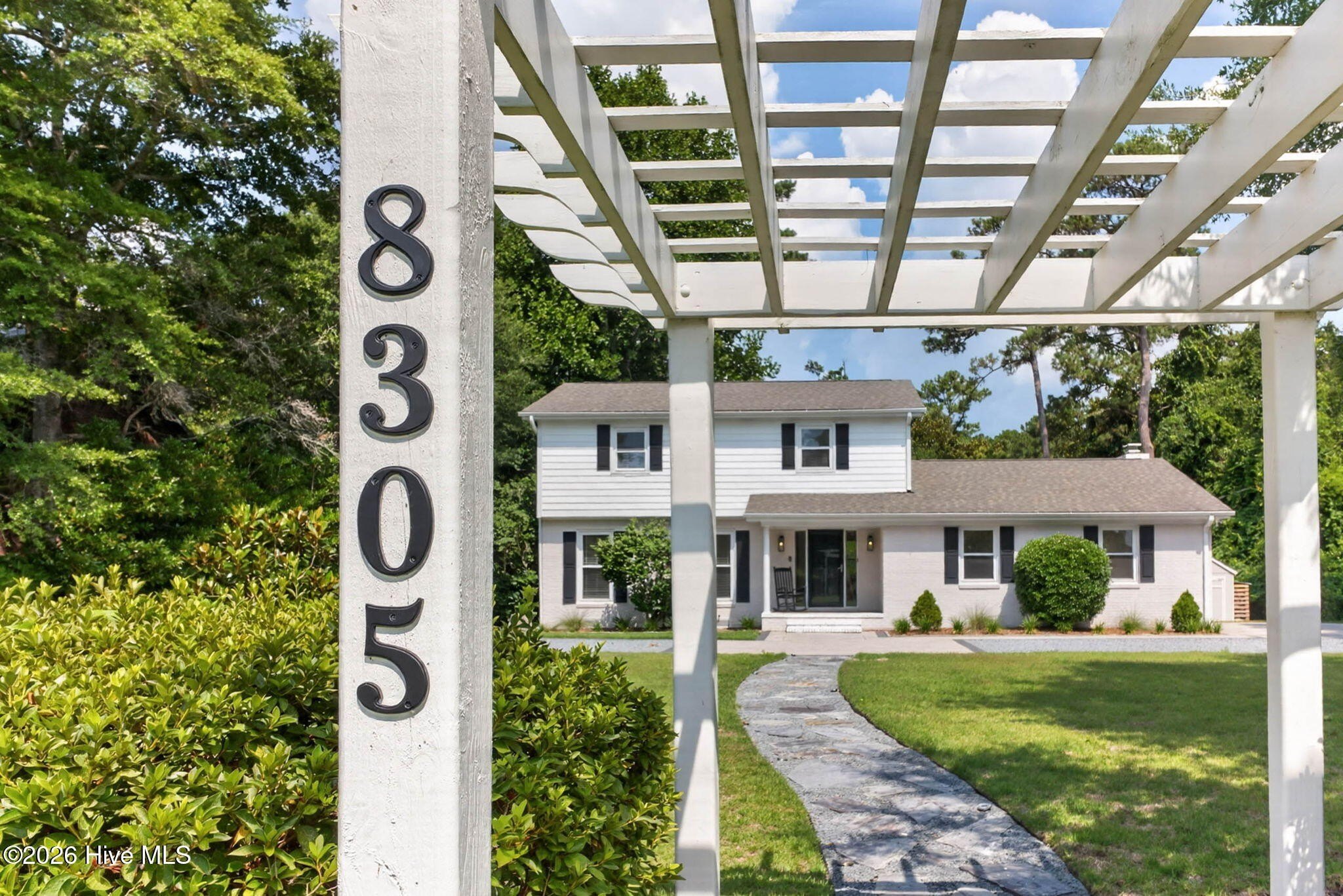 8305 Bald Eagle Ln – photo 1