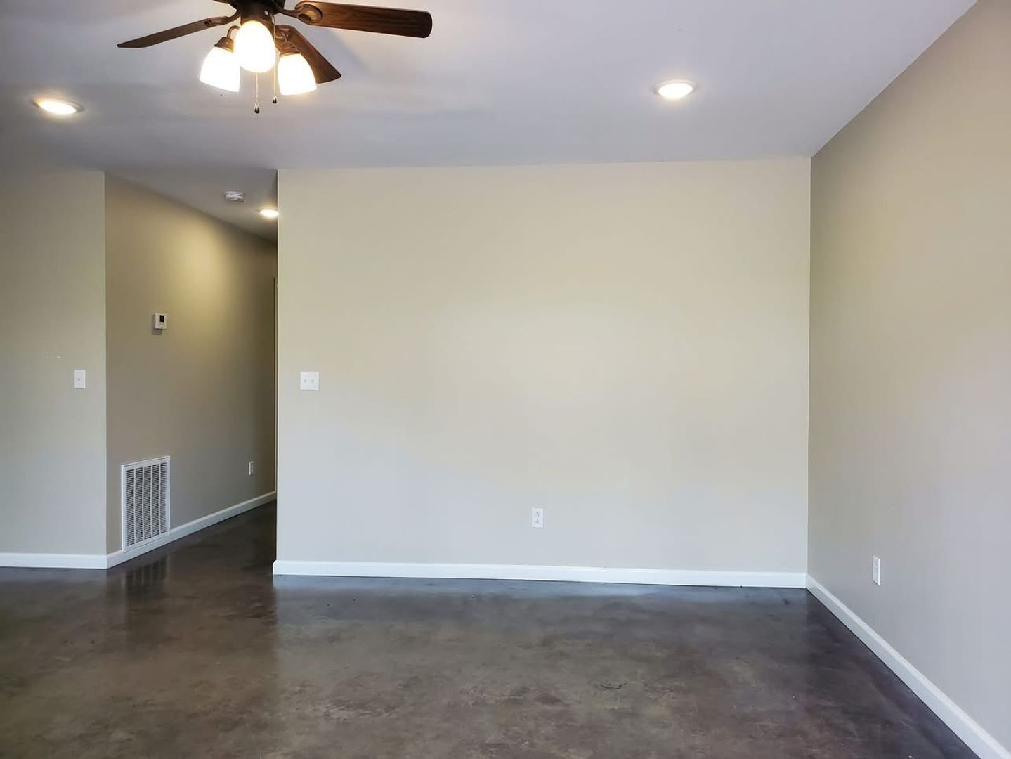 180 Cane Creek Ln unit White House 180 – photo 3