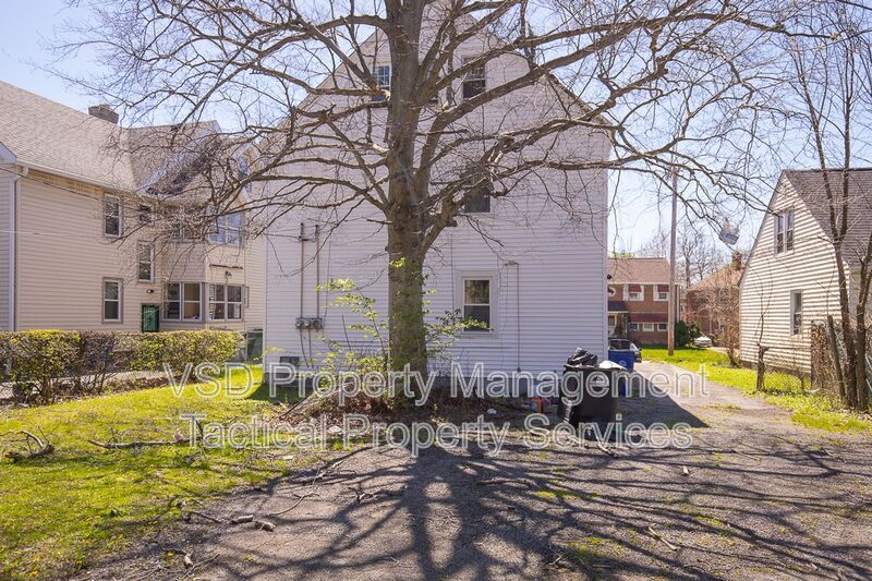 14717 Milverton Rd – photo 4