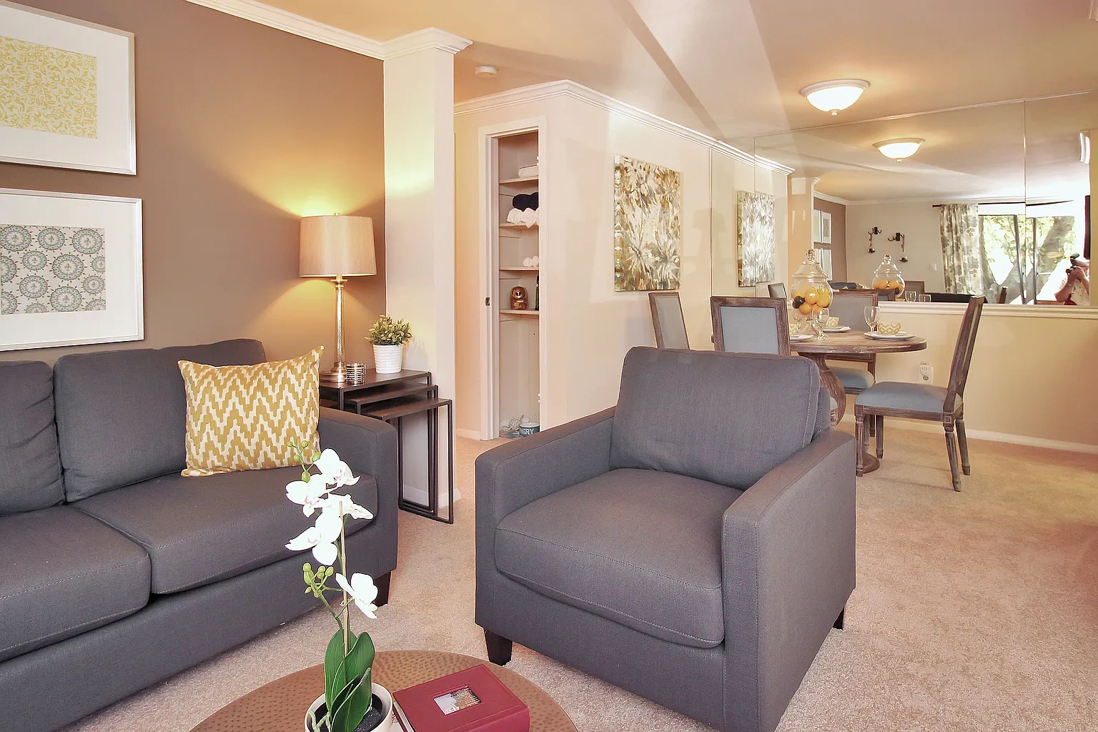 The Hamptons at Town Center – photo 1