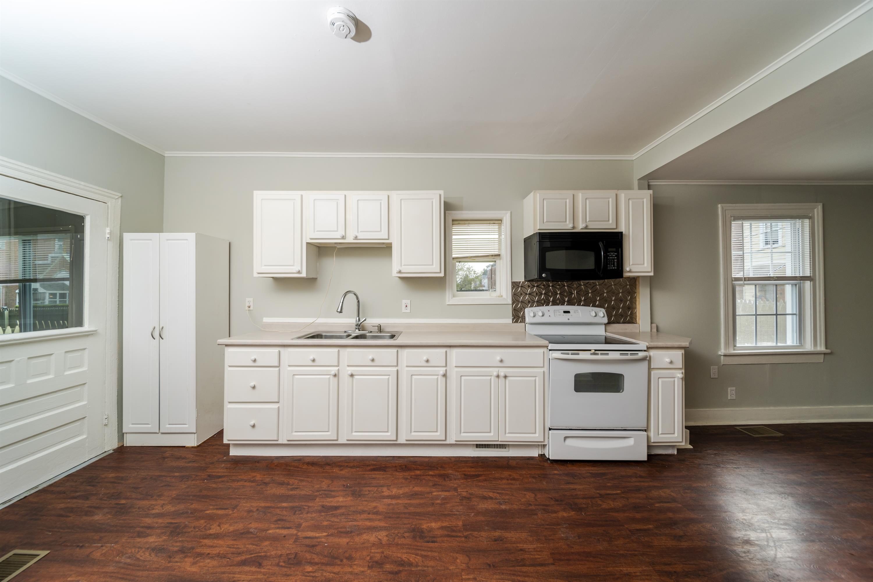 28 Lancaster St – photo 4