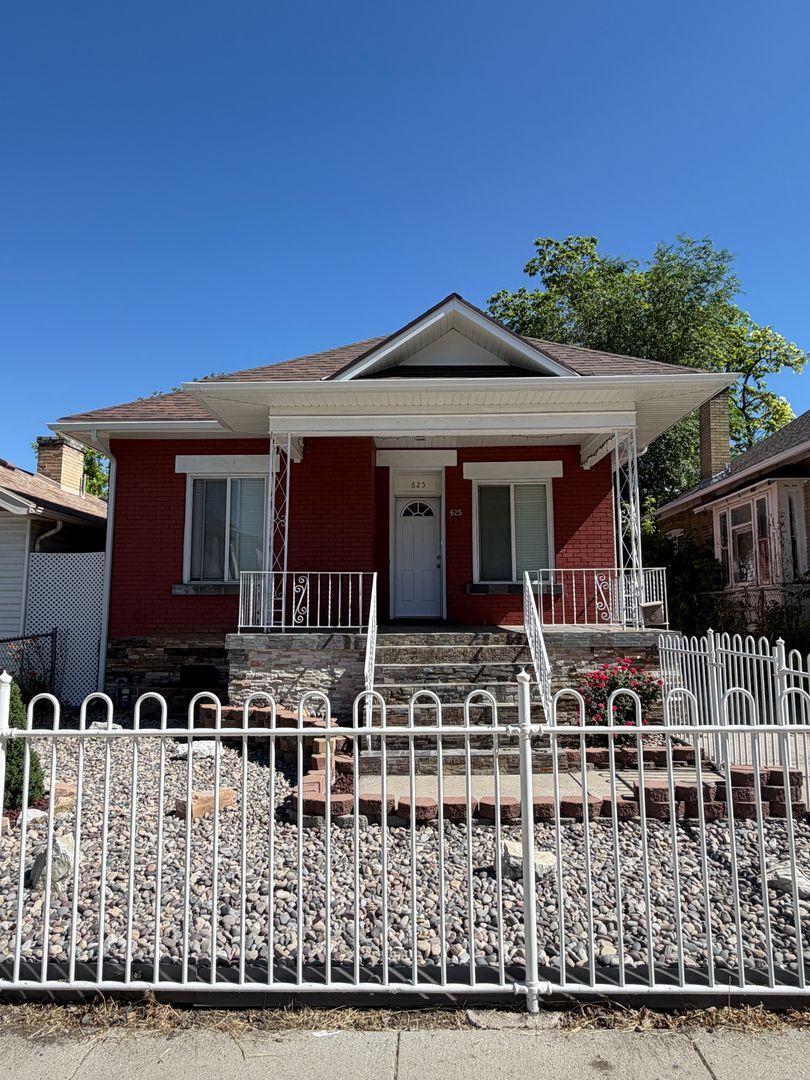 625 Wilmington Ave – photo 1
