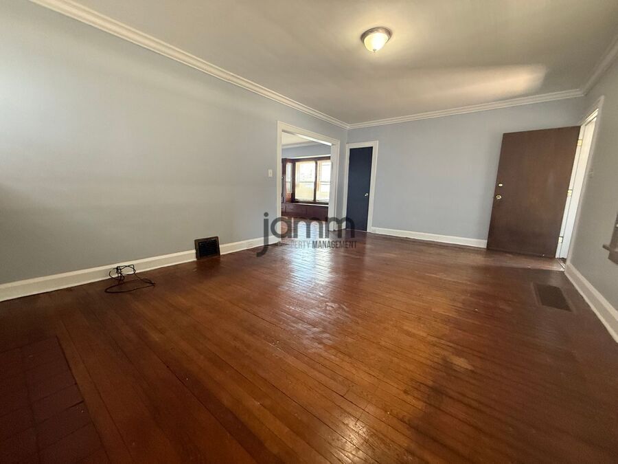 10232 Almira Ave – photo 5